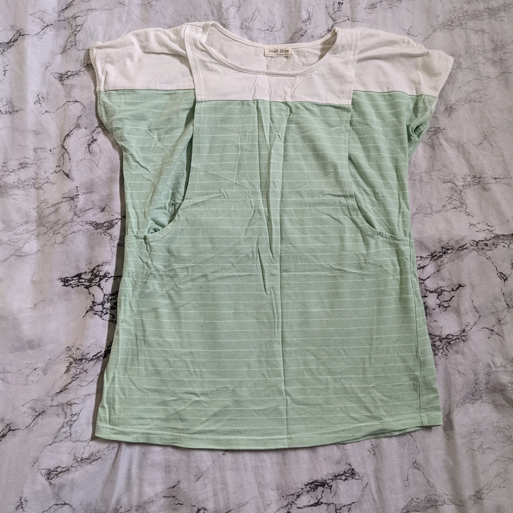 ❌SOLD❌Smallshow nursing top size L